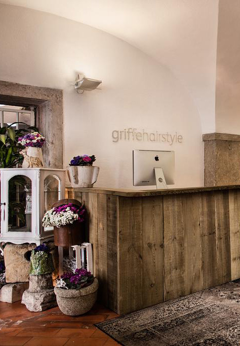 GRIFFEHAIRSTYLE ABRE GABINETE DE ESTÉTICA