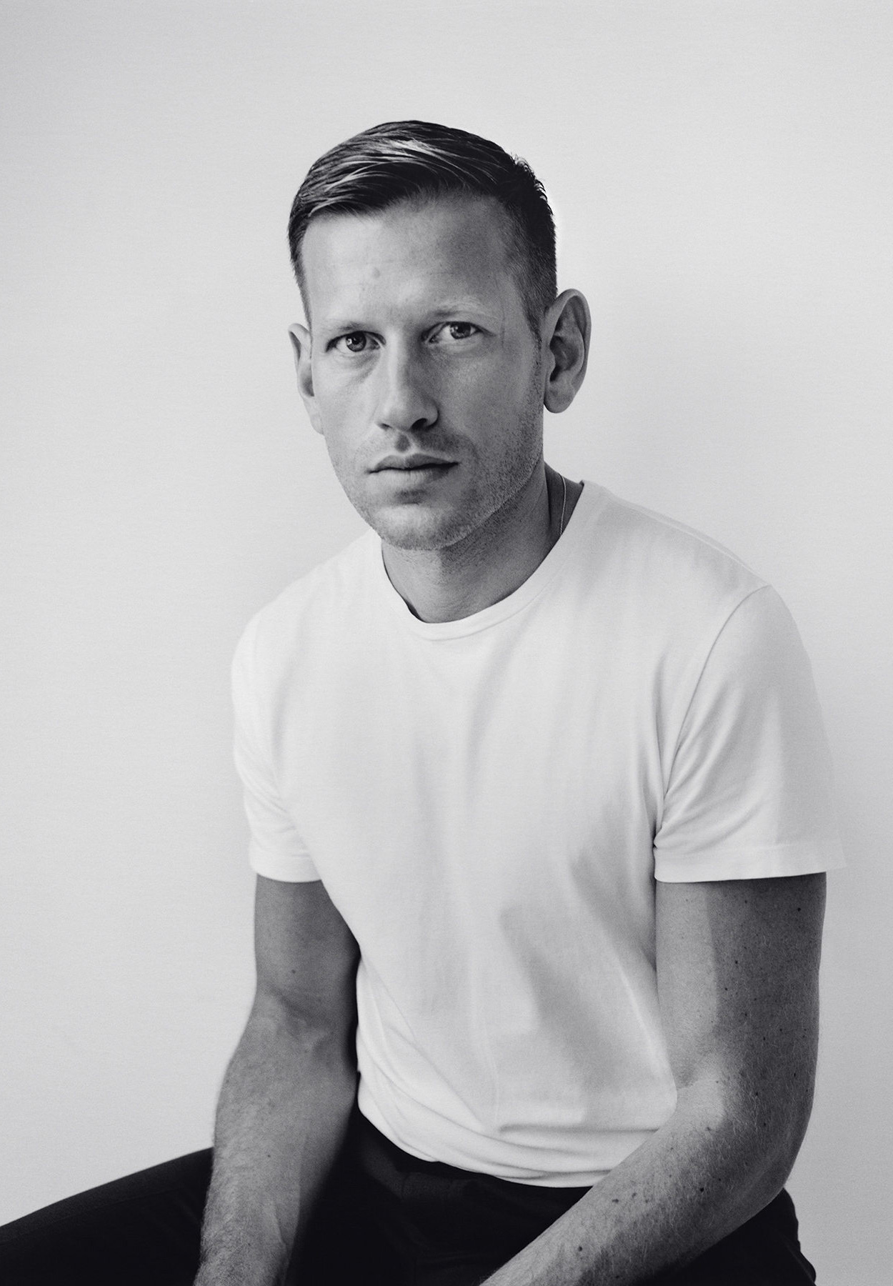 PAUL ANDREW É O NOVO DIRETOR ARTÍSTICO DA FERRAGAMO
